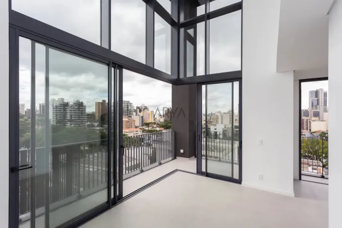 Apartamento Duplex à venda no Batel ARYA1