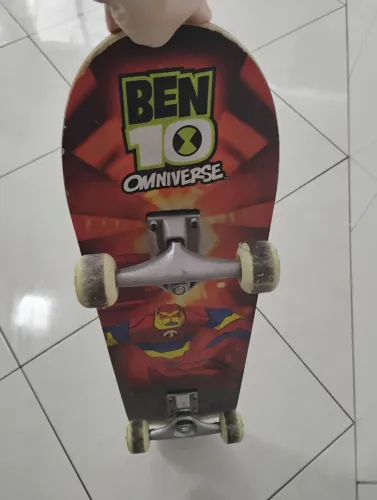 Skate Ben 10 Omniver 