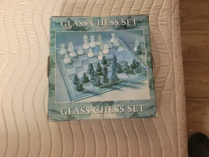 Glass Chess - Xadrez de Vidro