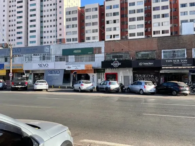 LOJA 180 M2, AV. COMERCIAL TAGUATINGA SUL, CSB 7 LOTE 1,  TRATAR COM O PROPRIETÁRIO