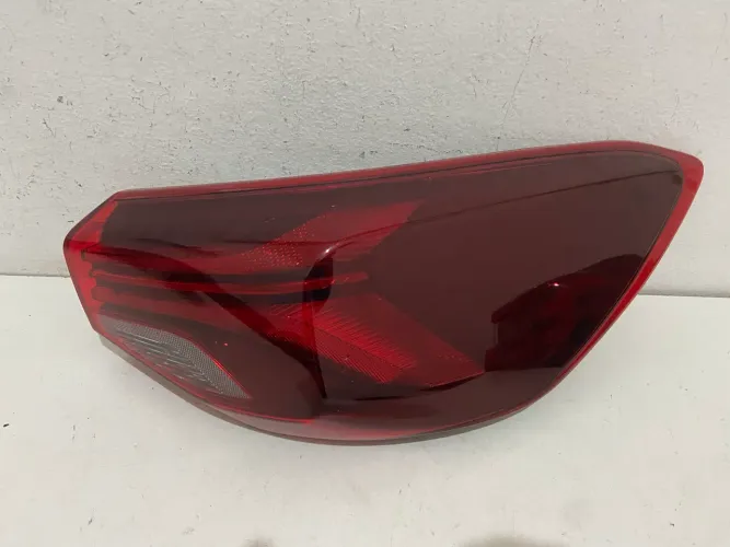 Lanterna Traseira Onix Sedan 2020 Á 2024 Lado Direito Original GM Sem Led