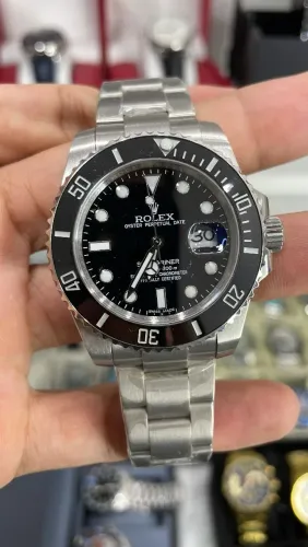 Relógio Rolex Submariner Preto com vidro em safira com caixa da marca