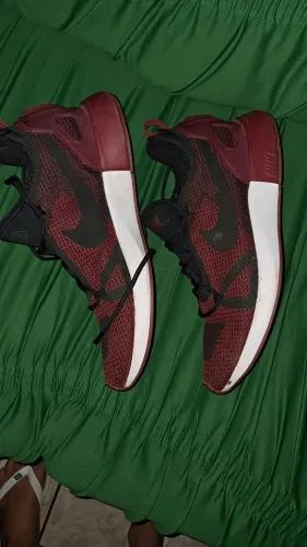 Tênis Nike Duel Racer