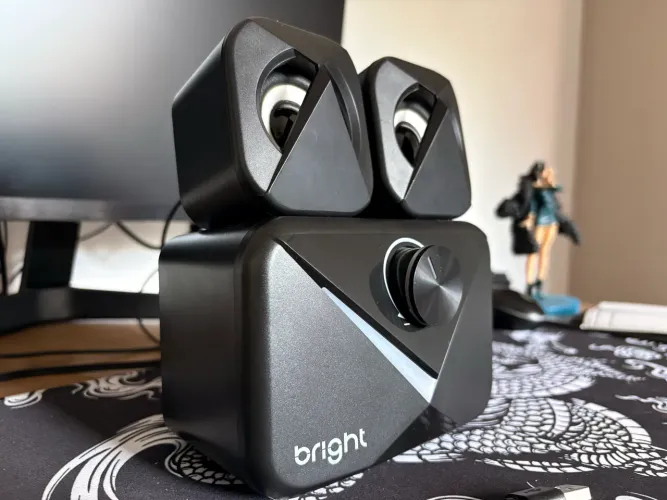 Caixa de som Pc/bright