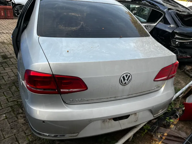 Sucata Volkswagen Passat Sedã 2.0 2015 Peças 