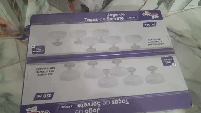 Taças de sobremesa nunca usada na caixa