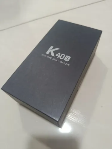 LG K40S - Semi-novo, completo, tudo original