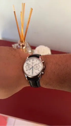 Longines Master Collection Chronograph L2.629.4.78.6.. semi novo