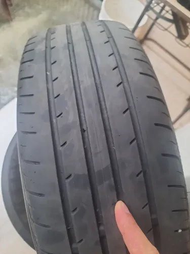4 PNEUS ORIGINAIS 15x185X65