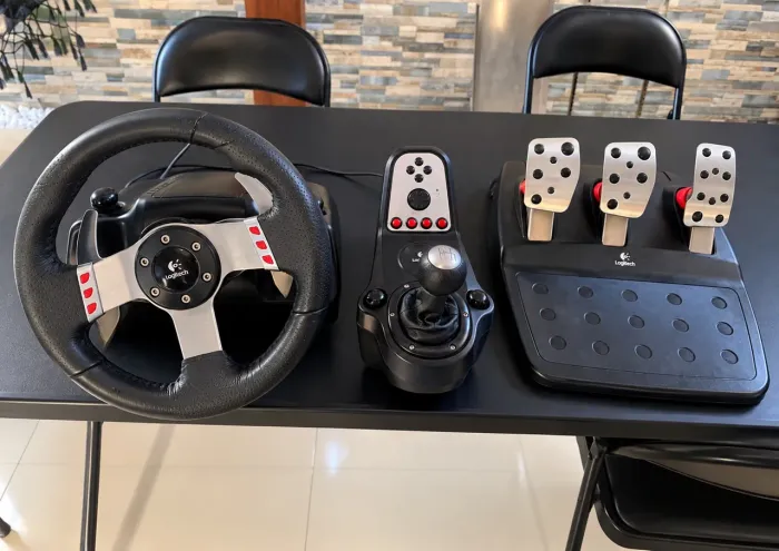 Logitech G27 Completo - Volante + Pedais + Câmbio - Excelente Estado