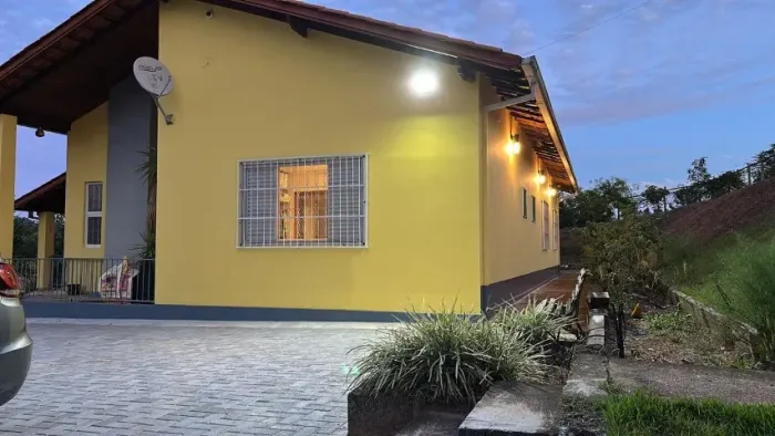 SÍTIO 2 HECTARES EM VARGINHA