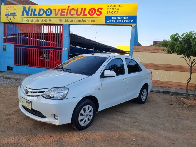 Toyota Etios X Sedan 1.5 Flex 16V 4P Aut. 2017