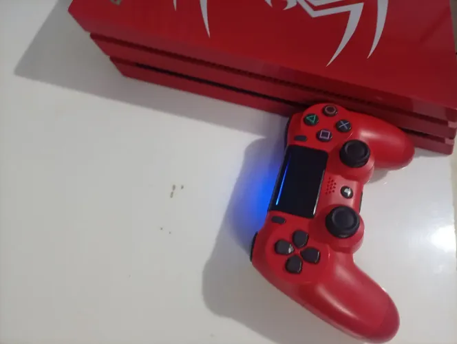 PS4 PRÓ HOMEM ARANHA