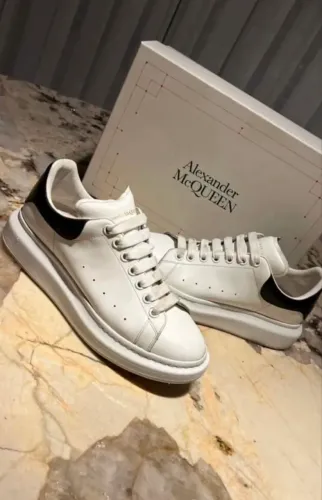 Tênis Alexander mcqueen