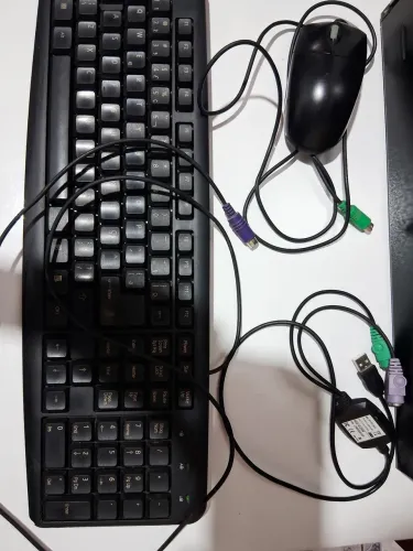 Mouse e teclado PS/2 com adaptador PS/2 para USB