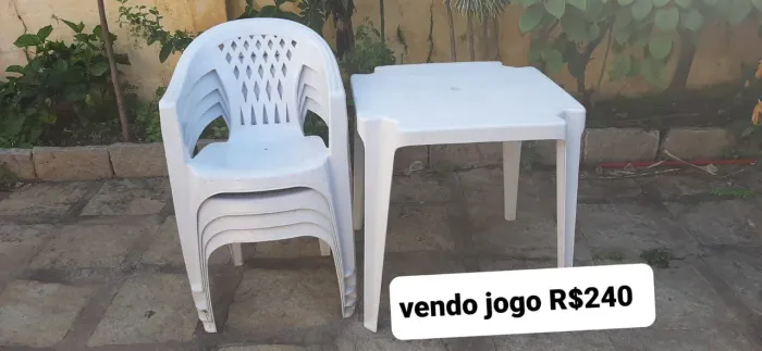 Adquira já sua mesa e cadeiras