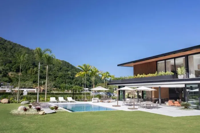 Exclusividade, sofisticação e autonomia em um dos endereços mais desejados de Angra dos Re