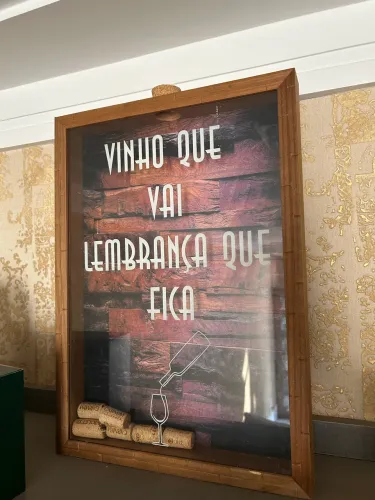 Quadro Porta rolhas