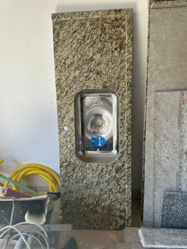 Pia de cozinha granito com balcão