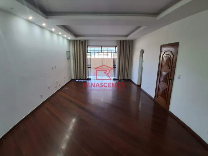 Apartamento com 4 Quartos e Varanda no Jardim Guanabara.