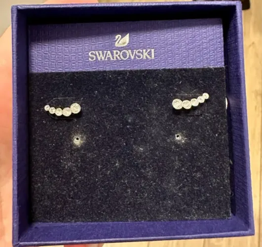 Brinco Swarovski Na Cor Prata Excelente Estado