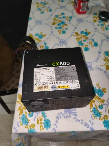 Fonte 600w corsair