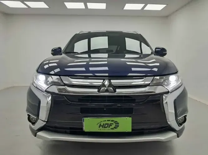 Mitsubishi Outlander Comfort 2.0 16V Aut. 2018