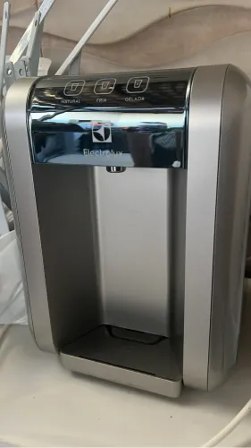 Bebedouro Electrolux digital