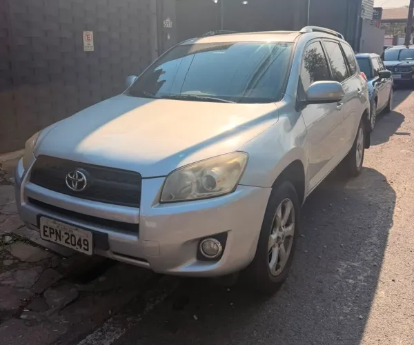 Toyota RAV4 2.4 4X4 16V 170cv Aut. 2010