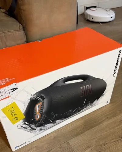 JBL Boombox 4