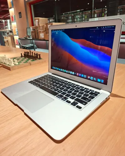 Apple Macbook Air 2015