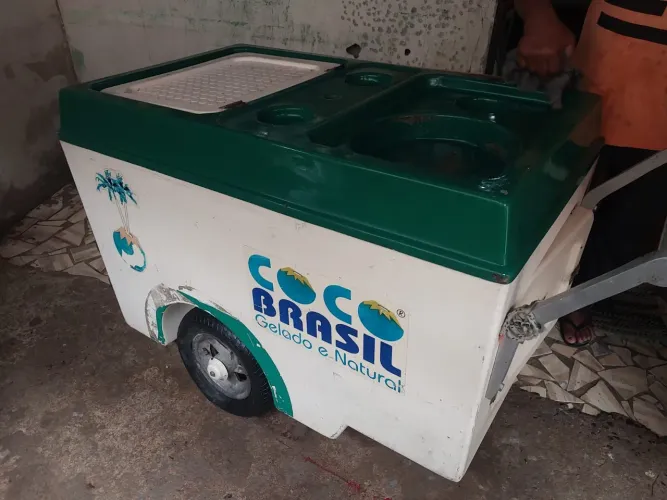 Carinho de cocô