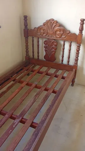Cama solteiro madeira maciça