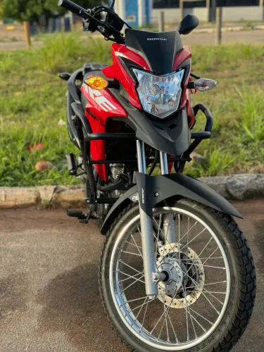 XRE 190 ÚNICA DONA