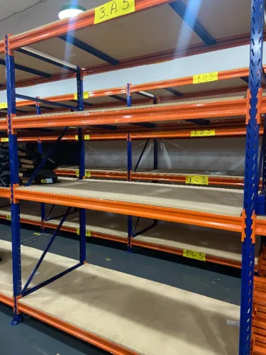Porta Paletes Industrial para Estoque - Usado e Bem Conservado - Palotina-PR