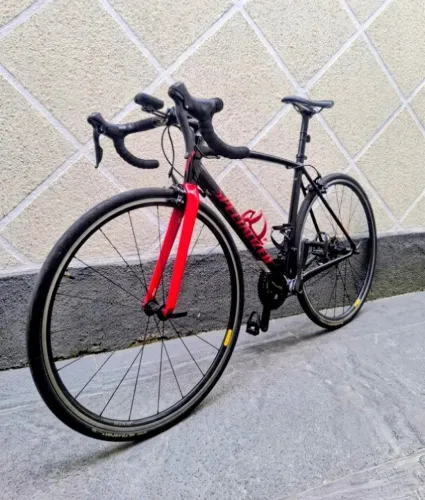 Specialized allez tam 54, pem ótimo estado, com revisão geral feita a um mês