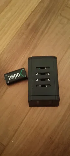 Carregador de Baterias para Controle de Videogame