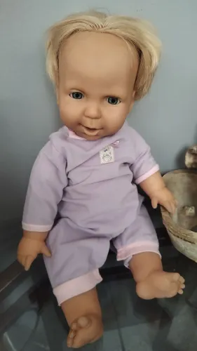 Boneca Miracle Baby completa