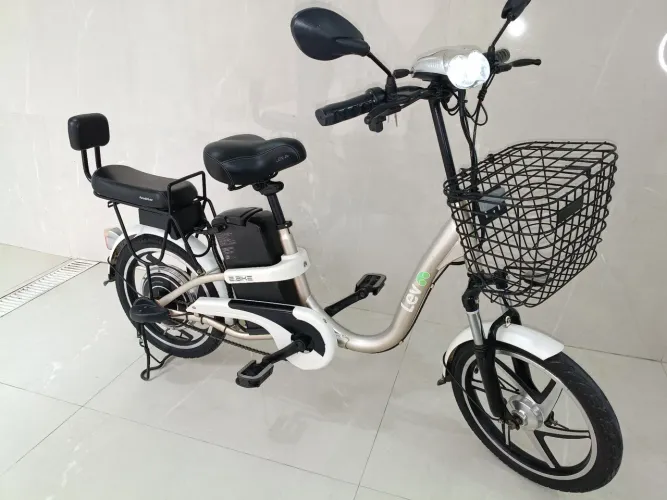 Bicicleta Elétrica Lev E-bike E bateria de Lítio Nova,N.F e cadastro