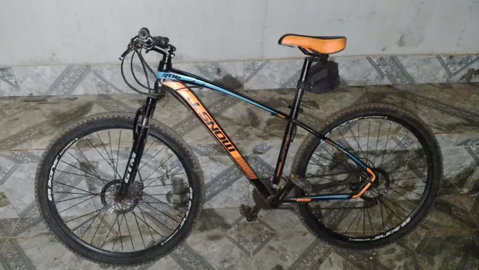 BIKE ARO 29 COM EIXO QUEBRADO!!