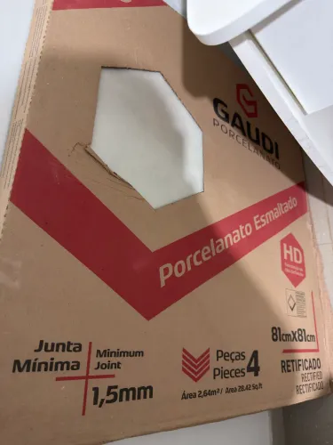 PORCELANATO GAUDI