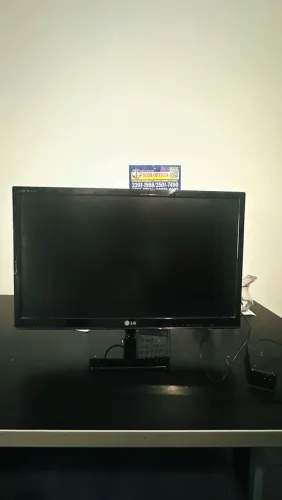 Monitor LG 24? - Modelo M2451DS-PS