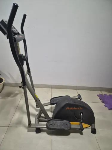 Elíptico Athletic Advanced 330E