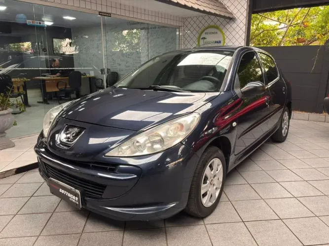 Peugeot 207 XR 1.4 Flex 8V 5P 2013