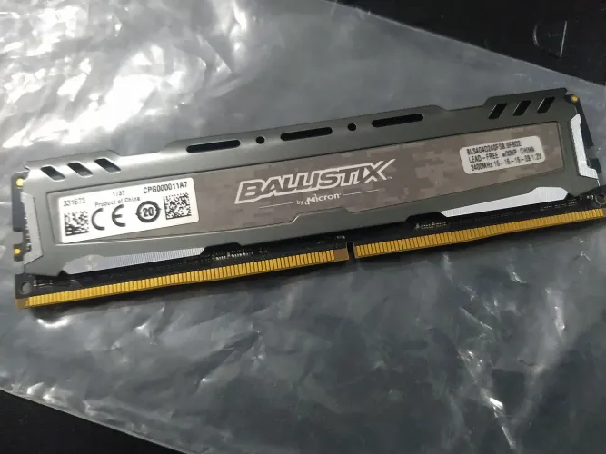 Memória BALLISTIX SPORTS DDR4