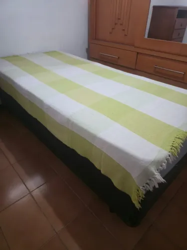 Cama box de solteiro com colchão (Euro)