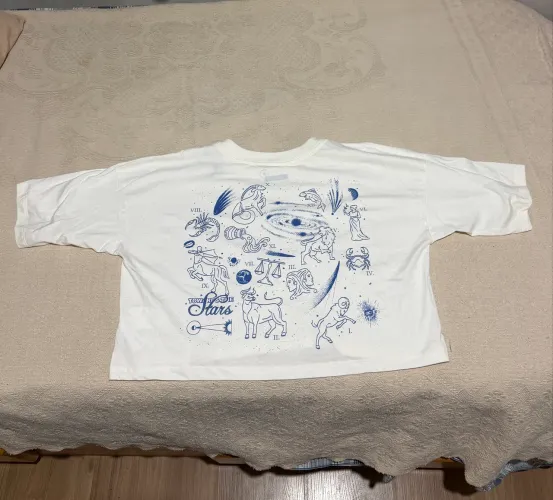 Camiseta Cropped Oversized Youcom Estampa Signos Branca Tam P | Nova com Etiqueta