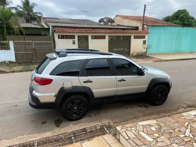 Fiat Palio Weekend Adventure Locker 1.8 Flex 2011
