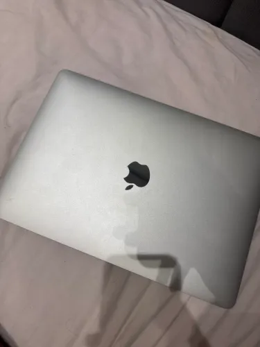 MacBook Air M1 2020