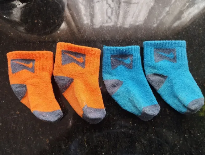 Kit com dois pares de meia Nike para bebê